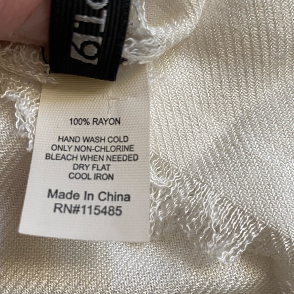Apartment 9 White Rayon Infinity Scarf - NWOT - Picture 4 of 5